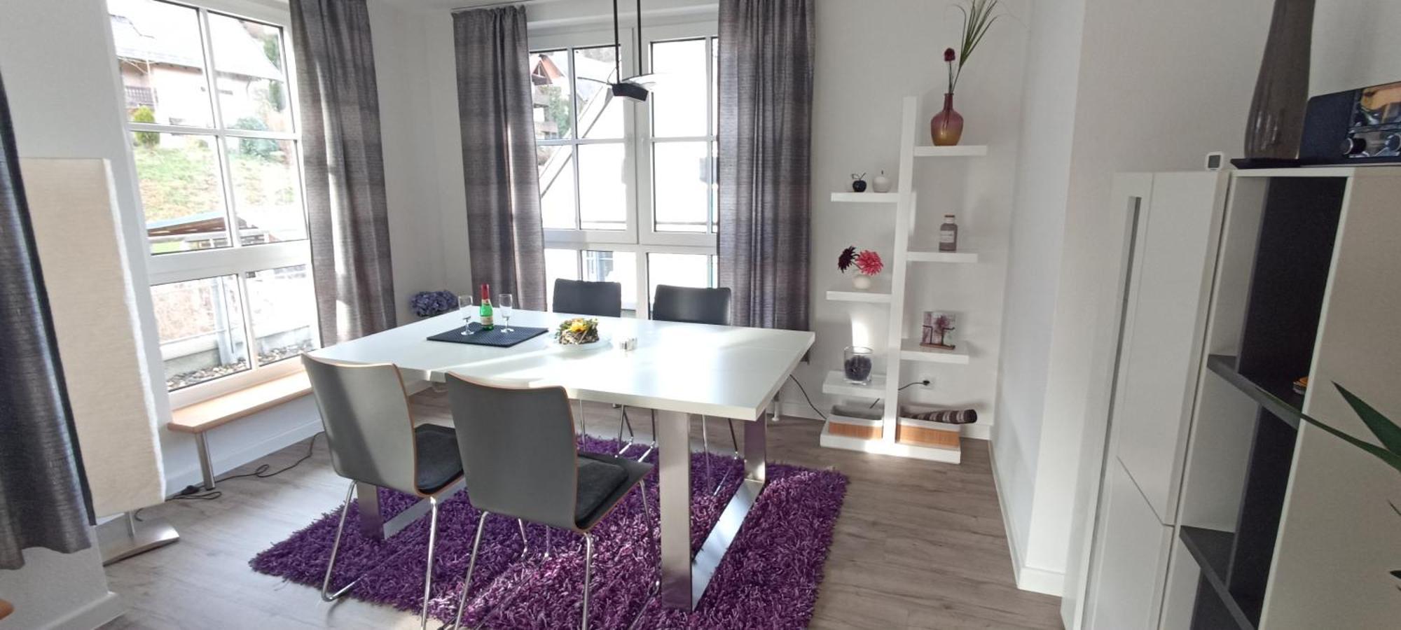 Grosszuegiges Helles Penthouse -Komplette Etage- Mit Balkon Und Stellplatz In Ruhiger Lage Kulmbach Exterior photo